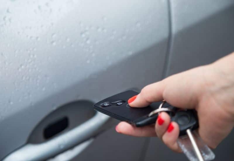 exemple de fermeture centralisée de voiture